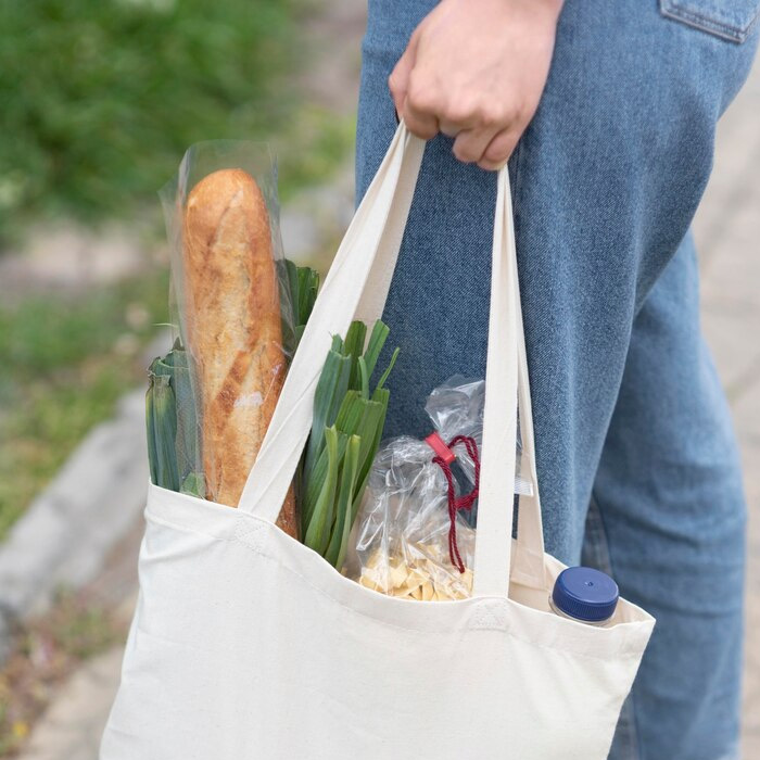 Canvas Bags The Eco-Conscious Shopper's Best Friend53-2.jpg